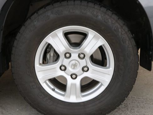 Used 2013 Toyota Sequoia SR5 AWD/4WD image 47