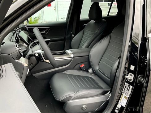 New 2026 Mercedes-Benz GLC 300 GLC 300 image 14