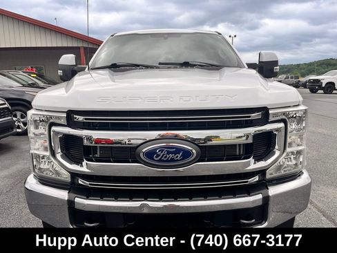 Used 2022 Ford F250 XLT AWD/4WD image 2