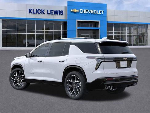 New 2026 Chevrolet Traverse High Country image 3