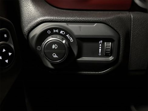 Used 2023 Jeep Gladiator Rubicon w/ LED Lighting Group image 19