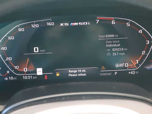 Used 2022 BMW X5 M50i w/ Executive Package image 30