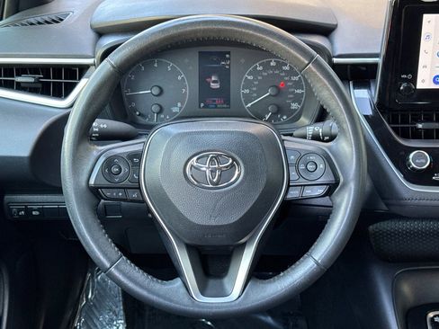 Used 2023 Toyota Corolla SE w/ SE Premium Package FWD image 16