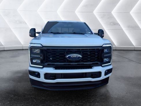 Used 2024 Ford F250 Lariat w/ Sport Appearance Package AWD/4WD image 2