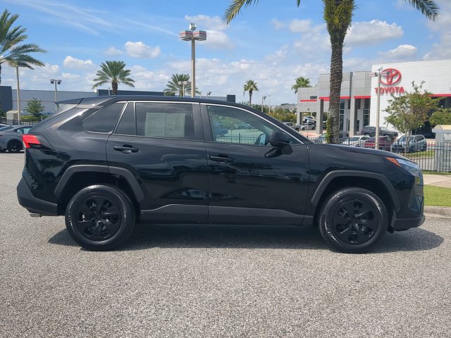 Certified 2024 Toyota RAV4 LE AWD/4WD image 3