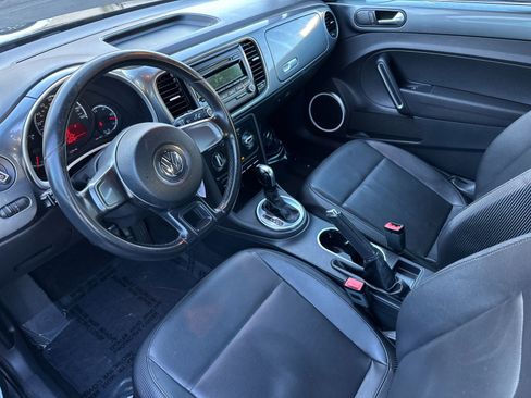 Used 2013 Volkswagen Beetle 2.5 image 10