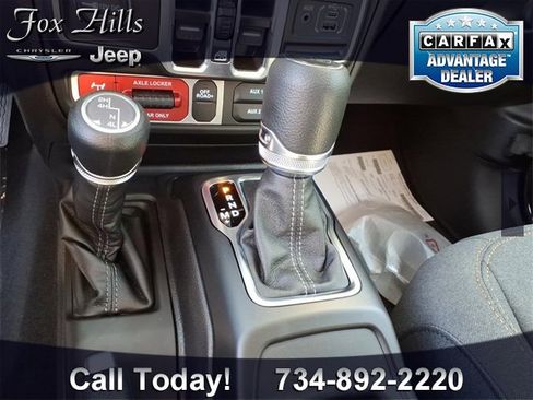 New 2025 Jeep Gladiator Willys image 22