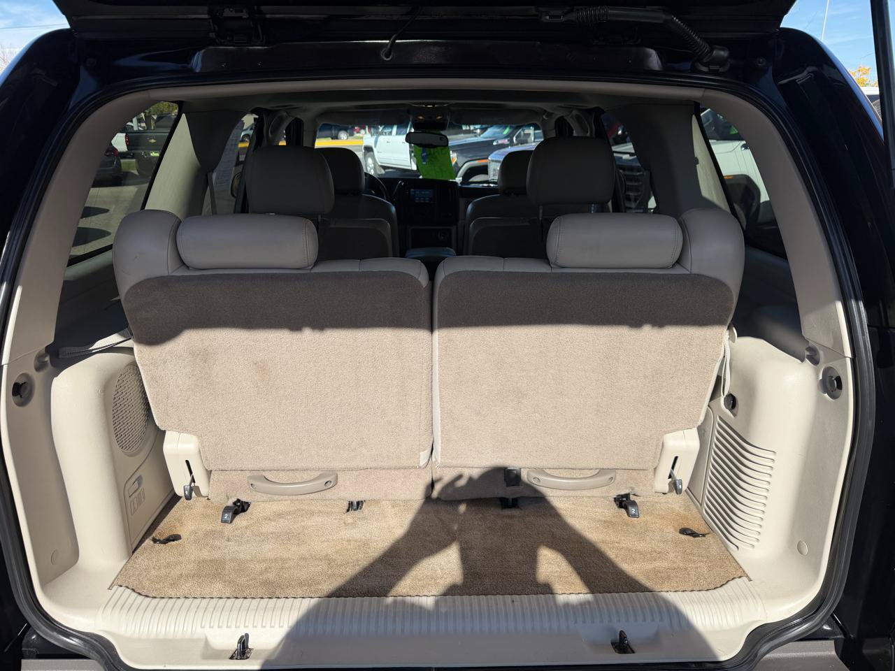 Used 2005 Cadillac Escalade AWD image 5