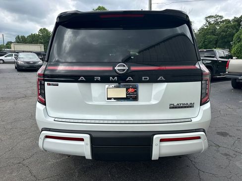 Used 2026 Nissan Armada Platinum Reserve RWD image 7