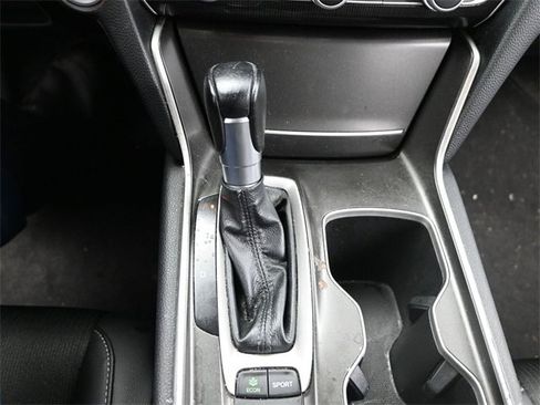 Used 2021 Honda Accord Sport image 11