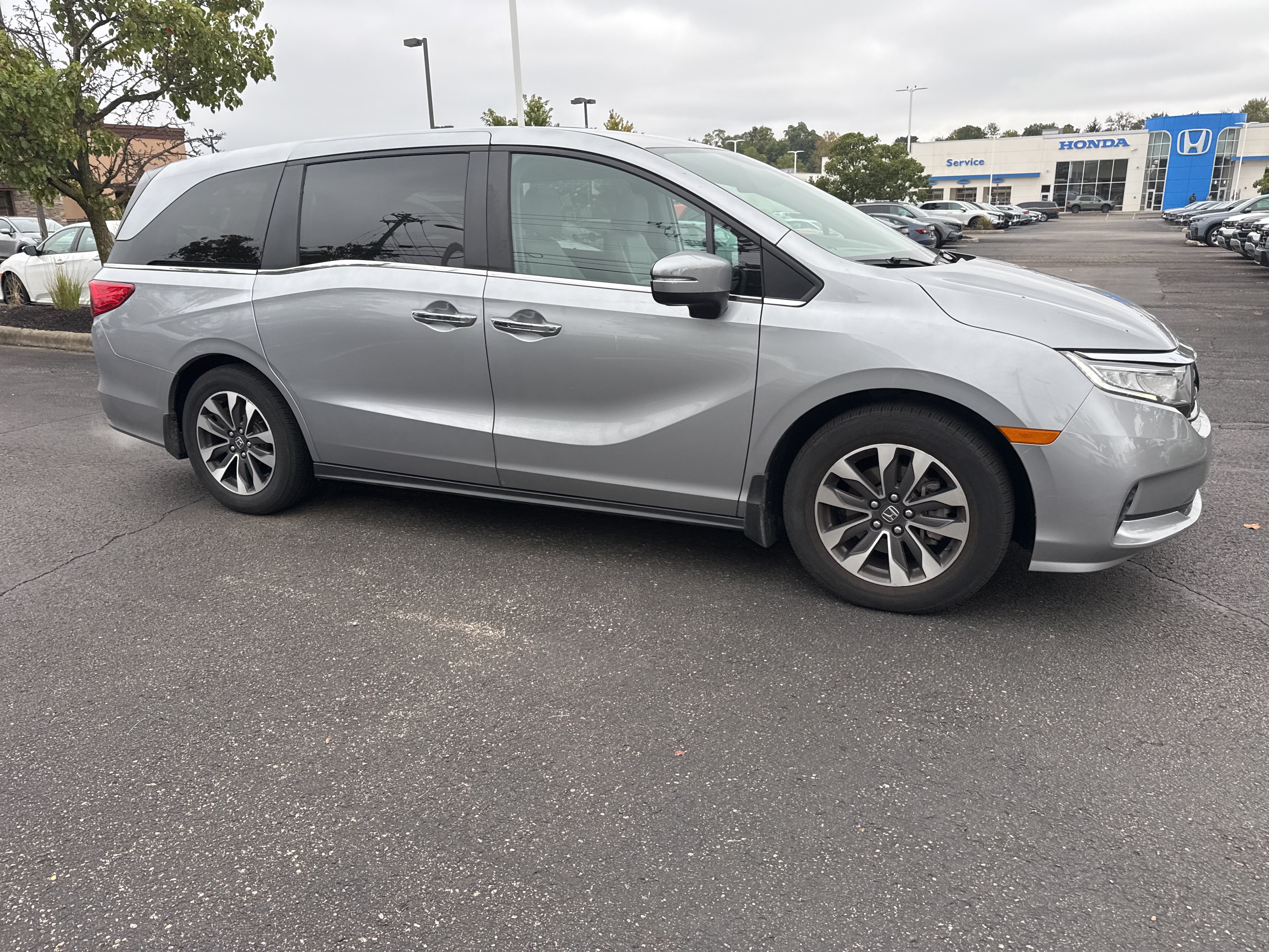 Used 2024 Honda Odyssey EX-L image 19