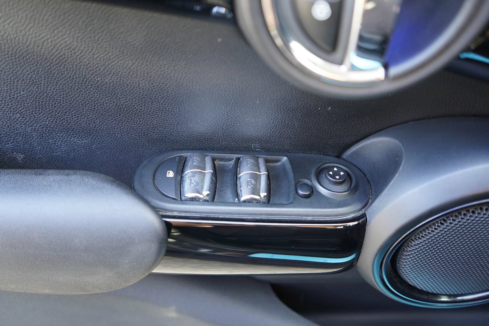 Used 2019 MINI Cooper S FWD image 13