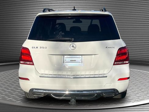 Used 2015 Mercedes-Benz GLK 350 4MATIC image 5