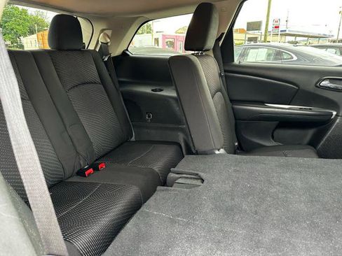 Used 2016 Dodge Journey SXT w/ Comfort/Convenience Group image 15