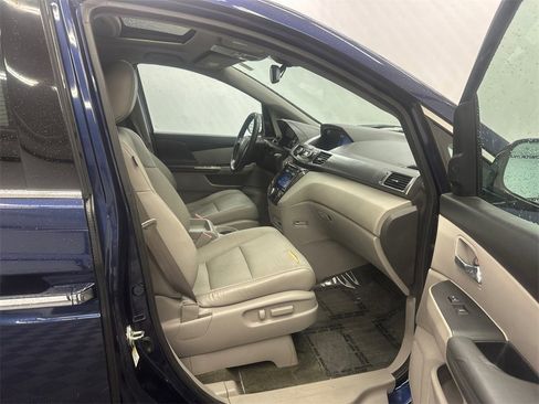 Used 2015 Honda Odyssey Touring image 12