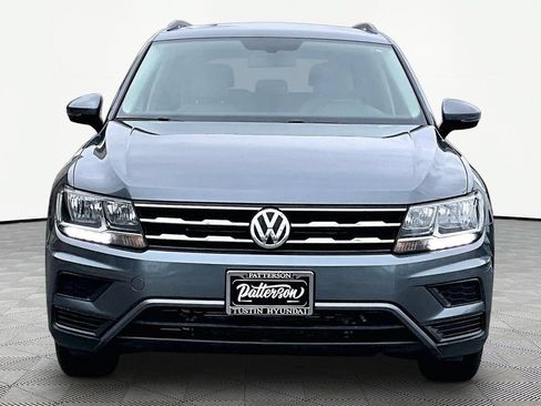 Used 2021 Volkswagen Tiguan SE FWD image 3