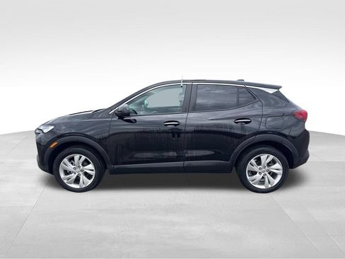 Used 2025 Buick Encore GX Preferred AWD/4WD image 8