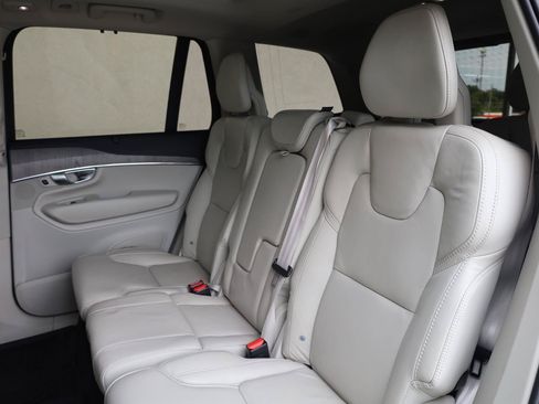 Used 2023 Volvo XC90 B6 Ultimate w/ Protection Package Premier AWD/4WD image 22