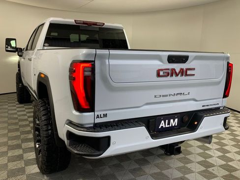 New 2026 GMC Sierra 2500 Denali w/ Denali Reserve Package image 5