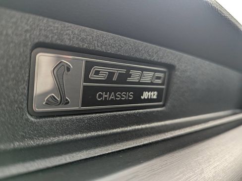 Used 2018 Ford Mustang Shelby GT350 w/ Electronics Package RWD image 19