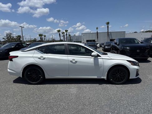 New 2026 Nissan Altima 2.5 SV w/ SV Special Edition Package FWD image 2