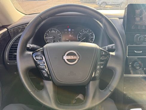 Used 2024 Nissan Armada Platinum w/ Captain's Chairs Package image 18