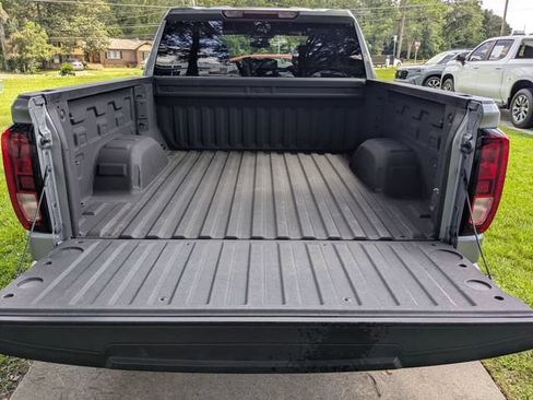 Used 2025 GMC Sierra 1500 Elevation w/ LPO, Elevation Black Package AWD/4WD image 15