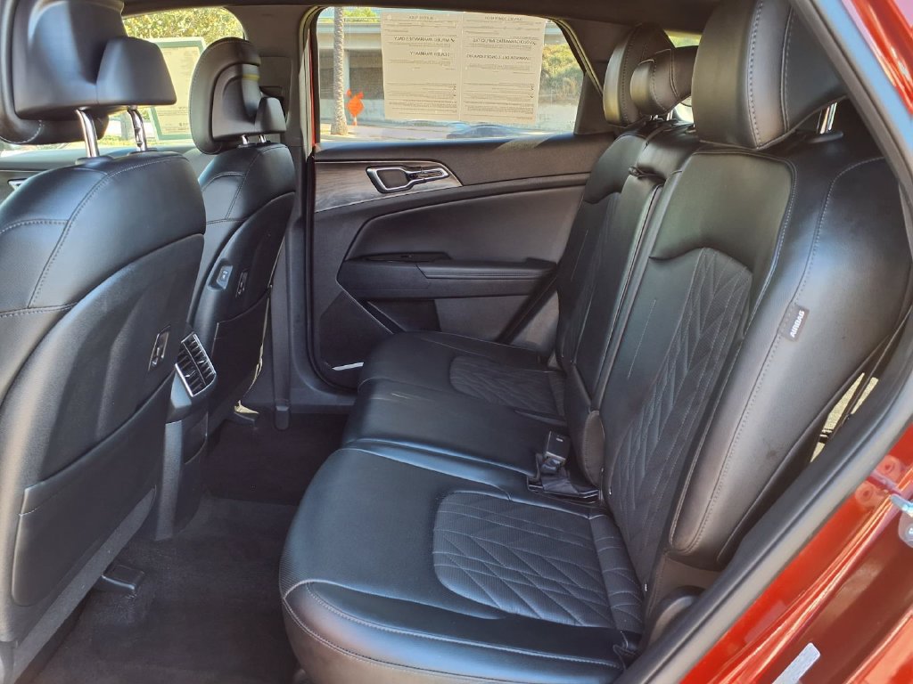Certified 2025 Kia Sportage X-Pro Prestige AWD/4WD image 12
