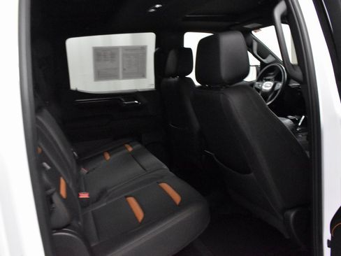 Used 2024 GMC Sierra 1500 AT4 w/ Technology Package image 16