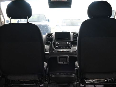 Used 2025 RAM ProMaster 2500 image 32