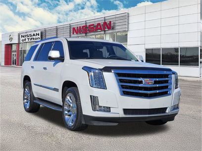 Used 2017 Cadillac Escalade Luxury
