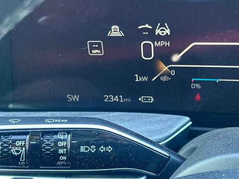Certified 2026 Cadillac Escalade IQL Luxury AWD/4WD image 39
