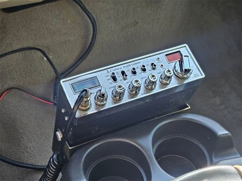 Used 2006 Ford F250 Lariat image 25