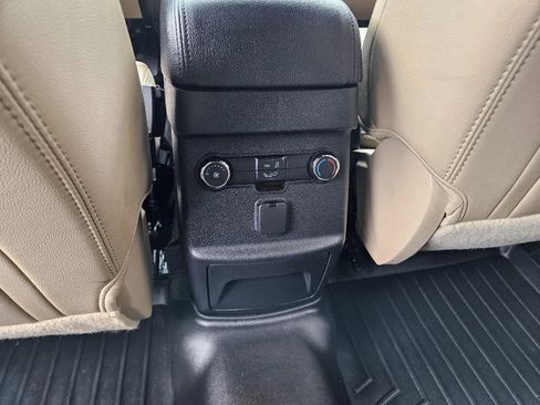 Used 2017 Ford Explorer XLT w/ Equipment Group 202A image 19