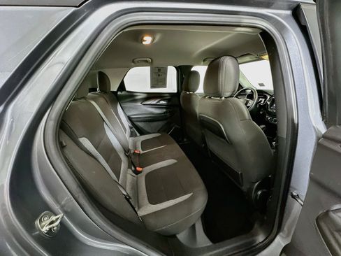 Used 2022 Chevrolet TrailBlazer LT w/ LPO, Blackout Package FWD image 29