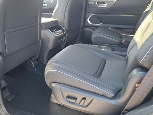 New 2026 INFINITI QX80 Luxe w/ Cargo Package image 13