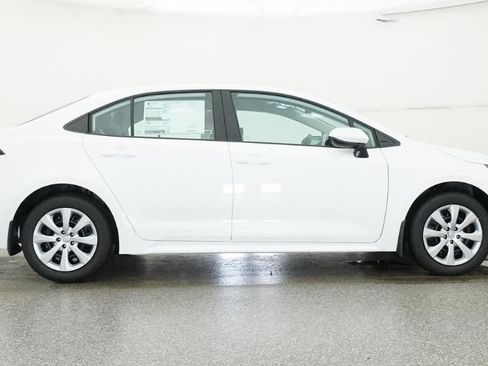 New 2026 Toyota Corolla LE FWD image 27