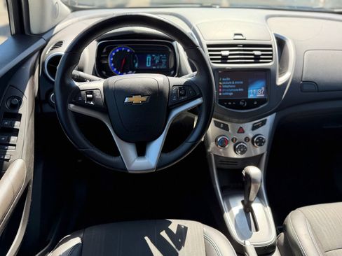 Used 2015 Chevrolet Trax LT w/ LT Plus Package AWD/4WD image 14