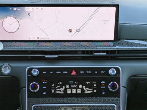 Used 2025 Genesis GV80 3.5T e-SC image 17