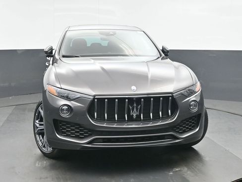 Used 2023 Maserati Levante GT AWD/4WD image 8