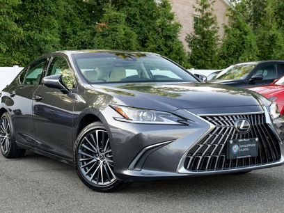 Used 2022 Lexus ES 350 w/ Premium Package
