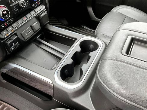 Used 2021 Chevrolet Silverado 1500 LTZ w/ LTZ Premium Package image 19