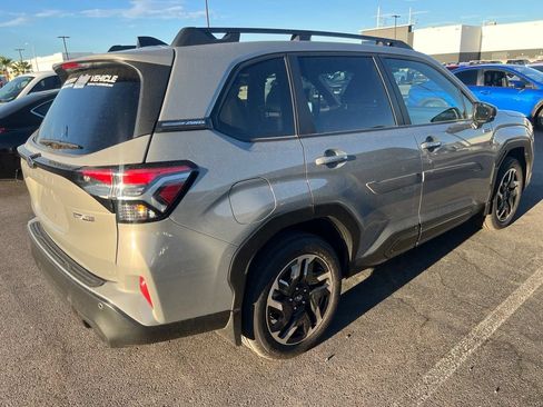 Certified 2025 Subaru Forester Limited w/ Popular Package AWD/4WD image 5