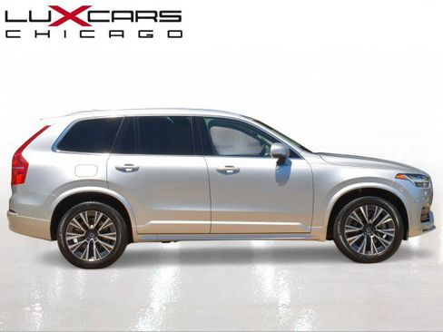 Used 2022 Volvo XC90 T6 Momentum w/ Advanced Package AWD/4WD image 8
