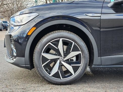 New 2026 Volkswagen ID.4 Pro S image 8