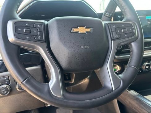 Used 2024 Chevrolet Silverado 2500 LTZ w/ LTZ Convenience Package AWD/4WD image 22