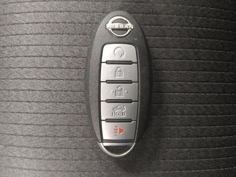 Used 2024 Nissan Altima 2.5 SV FWD image 32