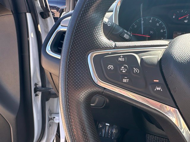 Used 2020 Chevrolet Equinox LS AWD/4WD image 16