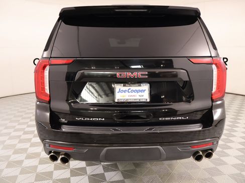 Used 2021 GMC Yukon XL Denali w/ Advanced Technology Package AWD/4WD image 25