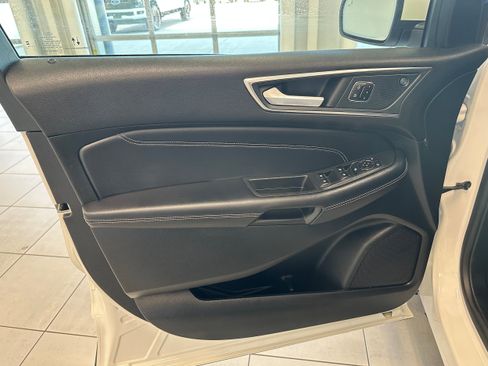 Used 2024 Ford Edge Titanium w/ Equipment Group 301A AWD/4WD image 11